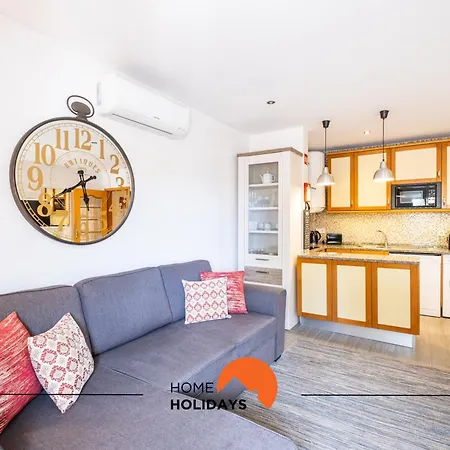 #094 Modern Flats With Pool Great Location Daire
