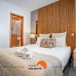 #094 Modern Flats With Pool Great Location Lejlighed