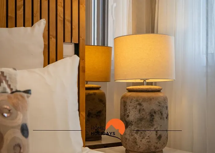 #094 Maresia Flats By Holidays